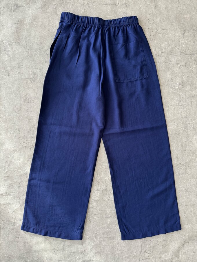 バックスタイル