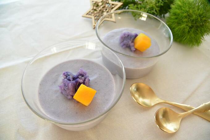 デザートを盛る