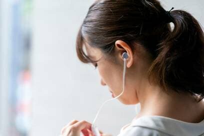 音に敏感すぎてストレス、引っ越しも…「繊細さん」の悩みと対処法