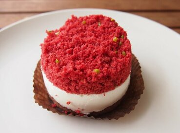 コンビニ4社のクリスマスケーキをレポート！専門店に負けない満足感