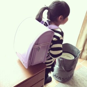 ランドセルの置き場所は、腰の高さがベスト!