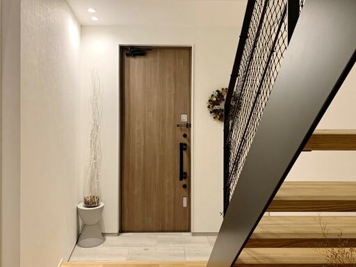 玄関土間のダウンライト