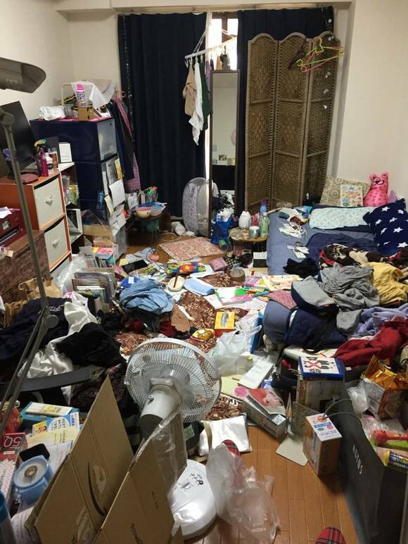 ゴチャついた部屋