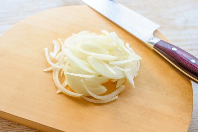 玉ねぎを切る