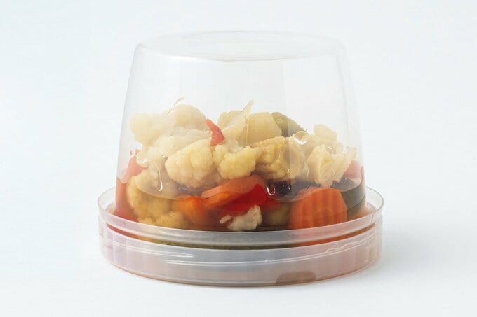 逆さまにした保存容器