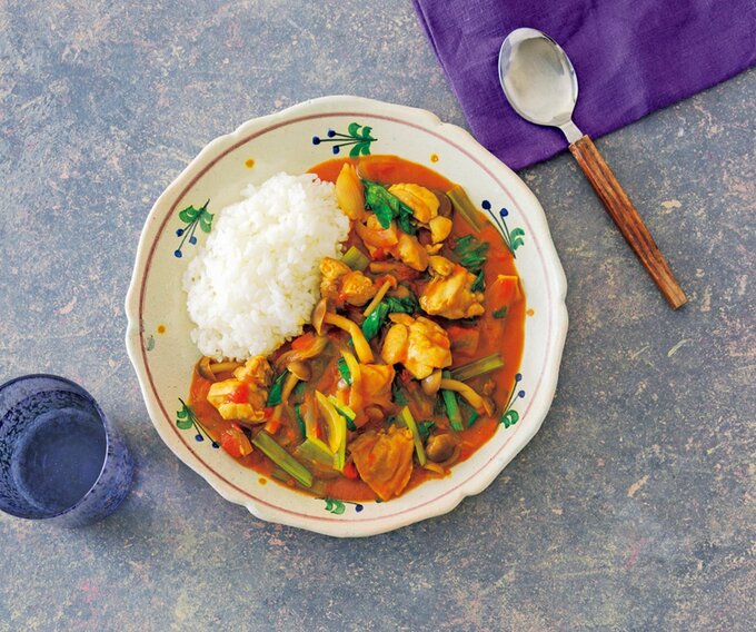 アーモンドミルクとトマトのチキンカレー