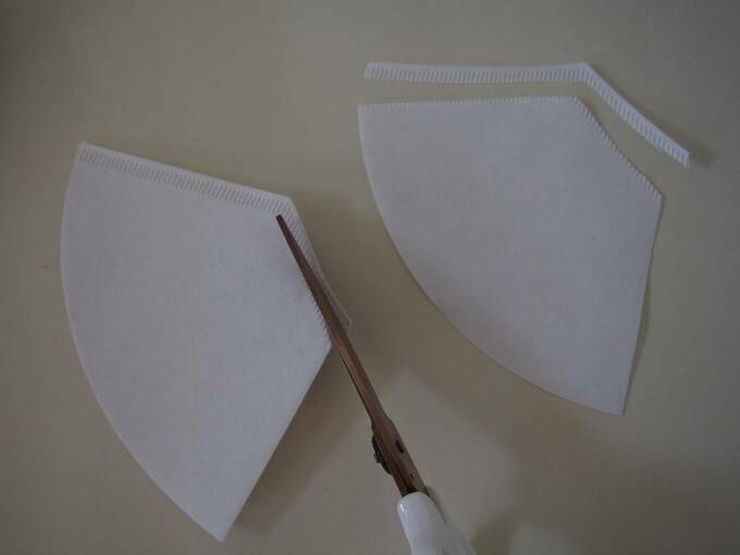 フィルターのフチをカット