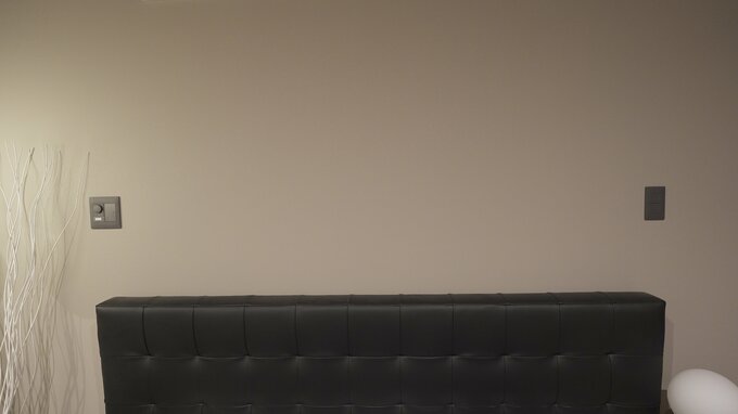 ベッド横のスイッチ