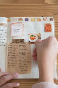 在庫管理は、使った食材に線を引いていくだけ