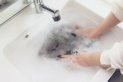 タオルについた生乾き臭、どうやって落とす？洗濯のストレスから解放される神ワザ5つ