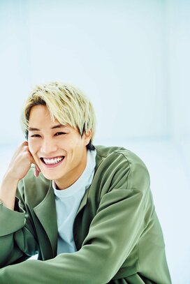 鈴木伸之さんインタビュー。「犬飼くんとはよき仲間、ライバルとして芝居をしたい」