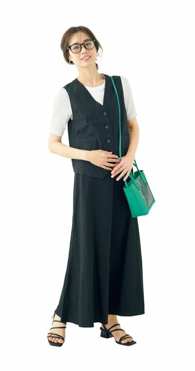 黒リネンコーデ