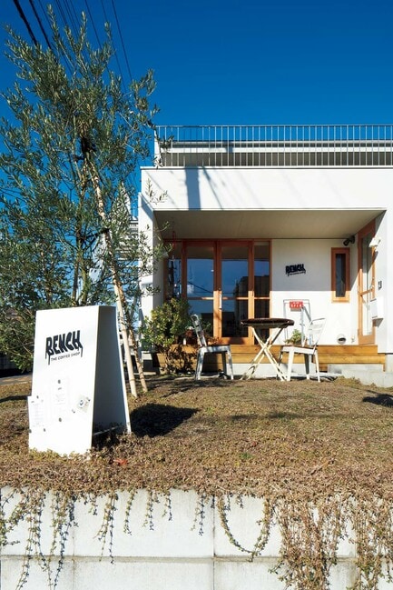 カフェのエントランス