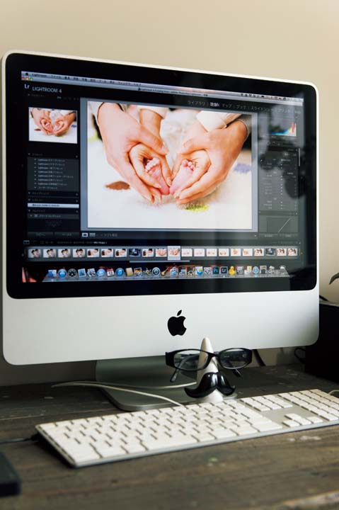 パソコンでのデータ処理に重宝するデスクスペースも完備