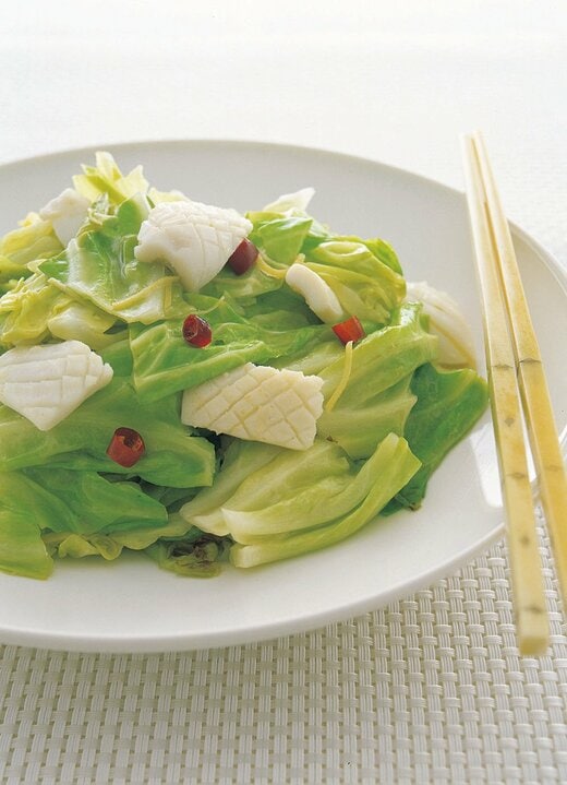 キャベツといかの甘酢炒め