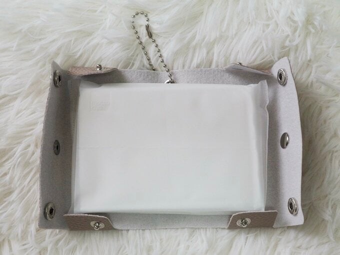 ポケットティッシュをセットする