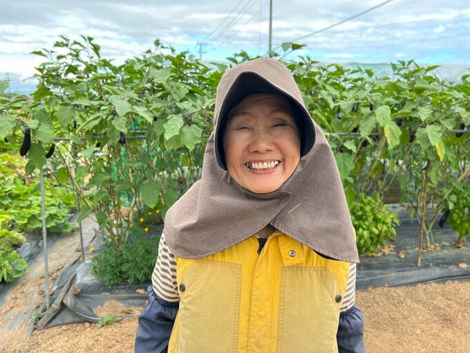 77歳のひろちゃん。ほぼ毎日、YouTubeで「ひろちゃん農園」で野菜の栽培方法などをアップしている。