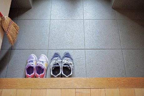 1人2足まで出したまま