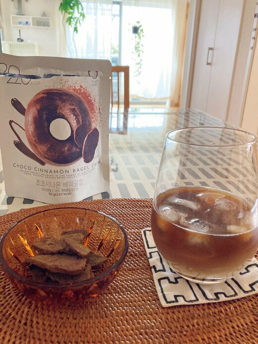 1人のおやつタイムの様子2