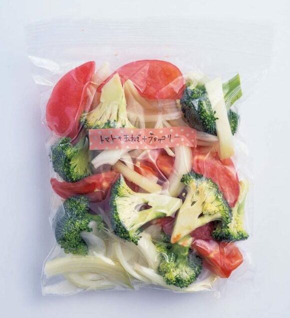 トマト×タマネギ×ブロッコリー