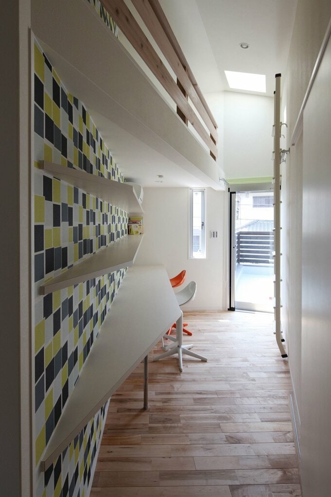 天窓のある集中部屋