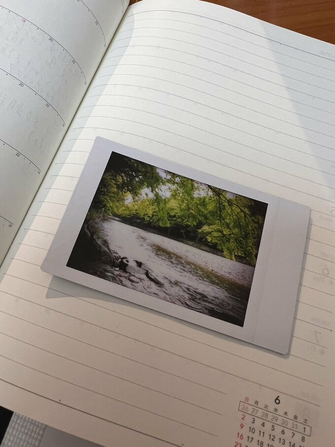 手帳に挟んだ写真