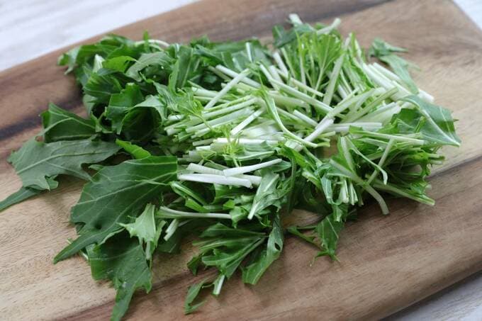 カットした水菜