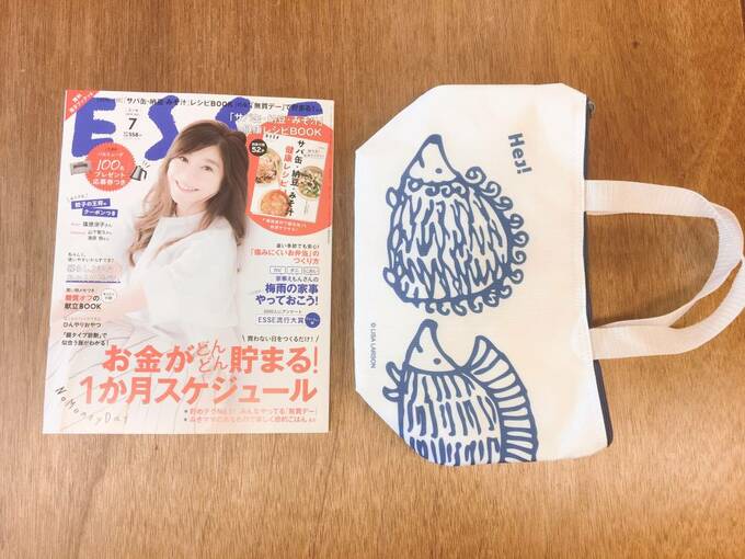 大人気の「ハリネズミ三兄弟」がプリントされた大人かわいいデザイン