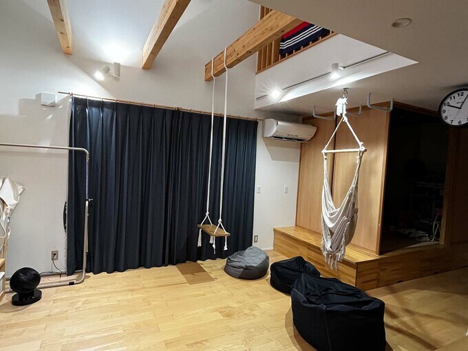 引き戸を閉めれば独立した和室に