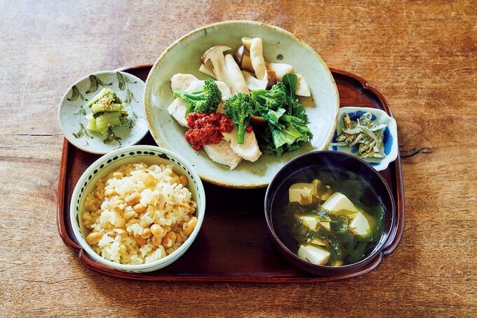 おかず汁物ご飯