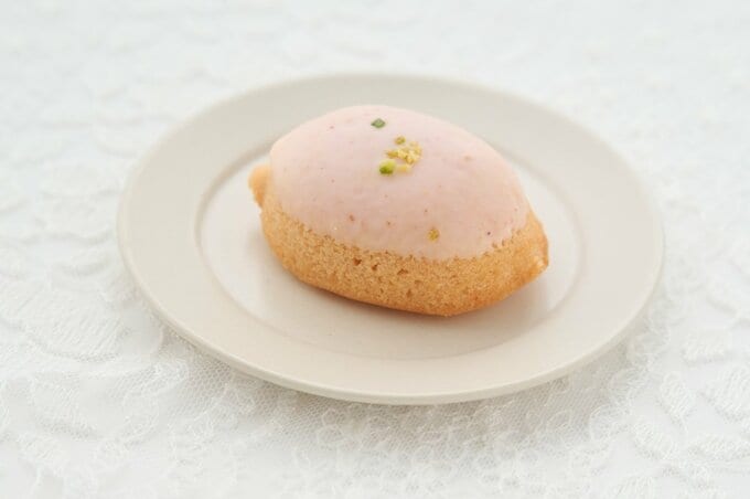 コロンとしたフォルムに、ほんのりピンク色で心いやされる