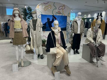 40代以上におすすめの「GU」新作アイテムを先取りチェック。“くすみ系キレイ色”にキュン 