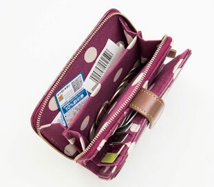 1000万円貯めた人の財布。入れているもの1位はお守り！