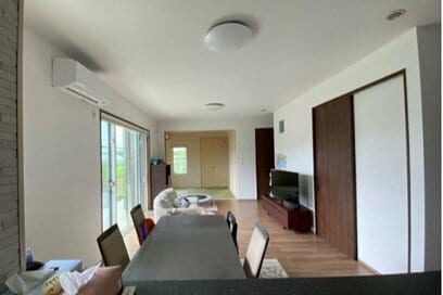 後悔しかない…住んで気づいた、新築「快適な床」の“まさかの落とし穴”3つ。改善のための工夫も