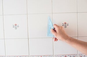 ＜キッチンのタイル壁＞目地を汚さずにタイル掃除ができるワザを伝授