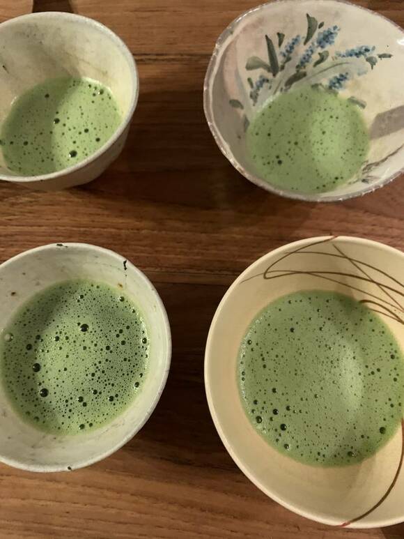 たてられた抹茶4つ