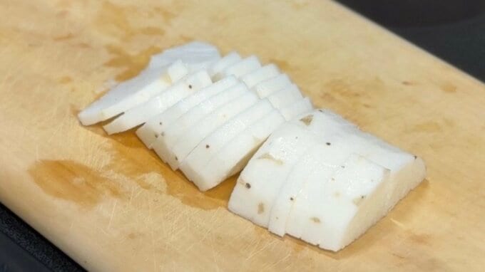 銀杏切りにされた長イモ