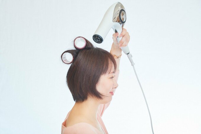 女性横向き