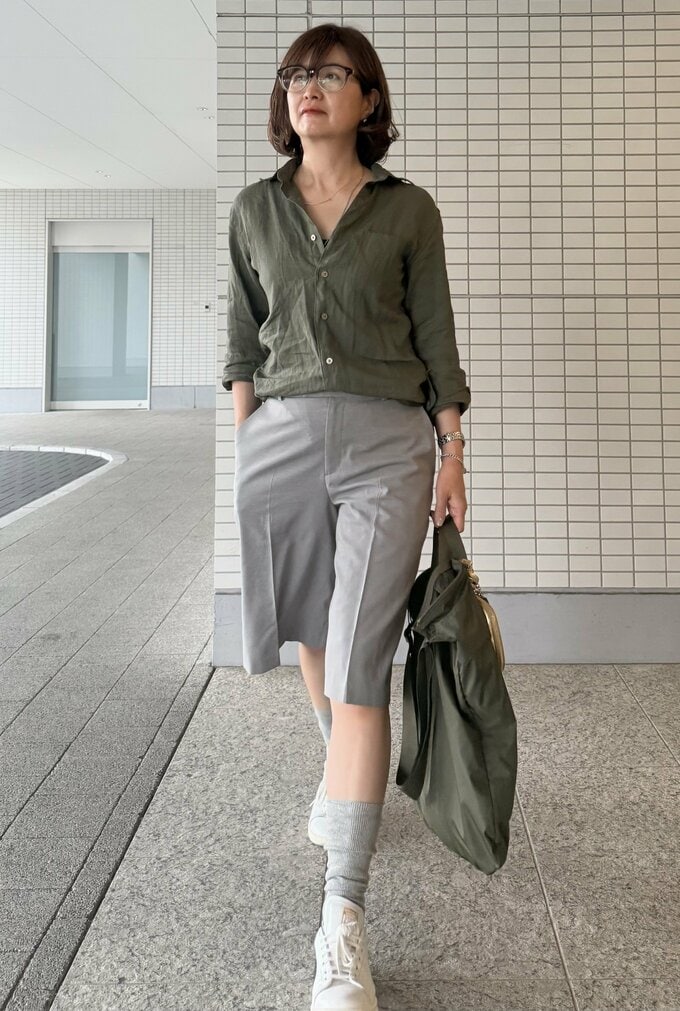 ユニクロリネンシャツコーデ1