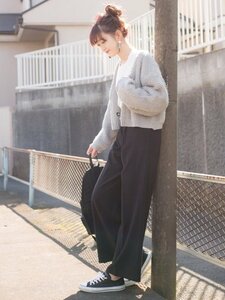 ワイドパンツ×ローカット