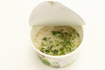 パクチー好きにはたまらない!?カルディで買えるフォーのカップ麺を食べてみたよ！