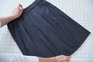 全方向に向かって引っぱり形を整える