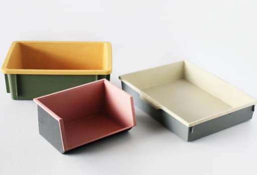 100均の収納グッズをミルクペイントでリメイク