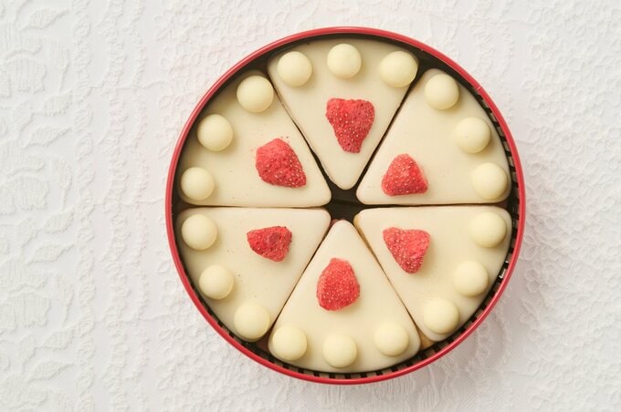 ホールケーキのような見た目に気分が上がる！