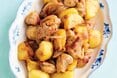 春の「気疲れ」に効く薬膳レシピ。箸が止まらない「ジャガイモと鶏のバタポン炒め」