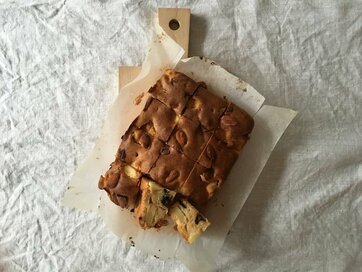チョコとリンゴのしっとりバターケーキ。バレンタインに！初心者でも簡単！