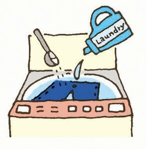 デニムパンツの色落ちを防ぐ