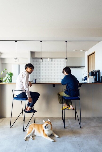 カフェの雰囲気を取り入れたカウンターキッチン