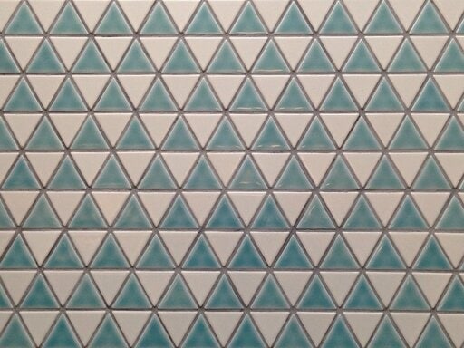 三角形のタイルを２色ミックスで