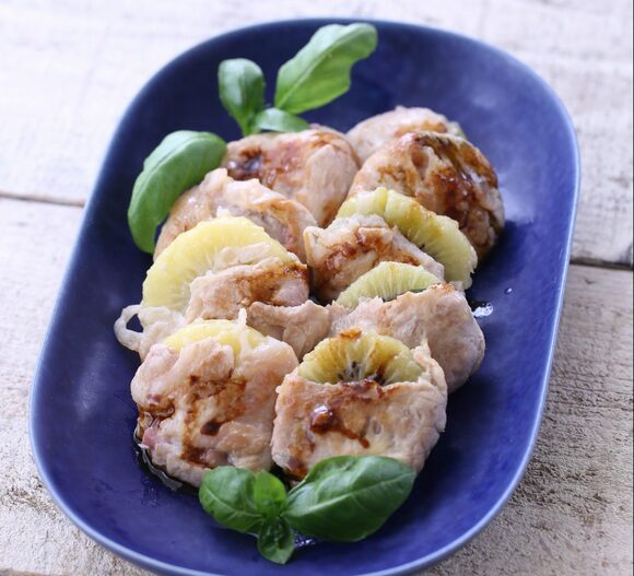 キウイの肉巻き